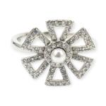 Beautiful 925 Sterling Silver Ring in Flower Shape with Beautiful Design